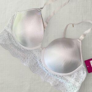 Ivory lightly lined t-shirt bra with adjustable straps in 38B